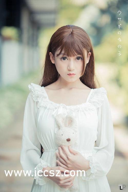 黑料吃瓜网曝反差婊小恩,揭秘网络红人的真实面目