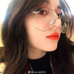 近期热门吃瓜事件眼镜女,揭秘近期热门吃瓜事件背后的真相