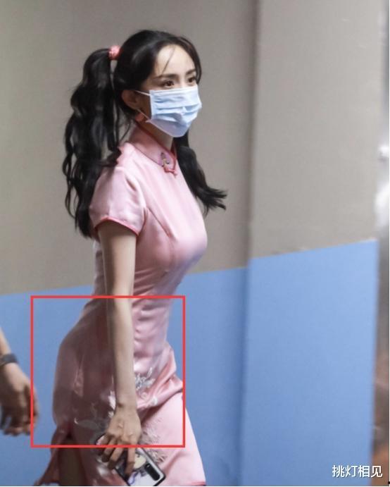 明星网红扭屁股后背,明星后背风情万种