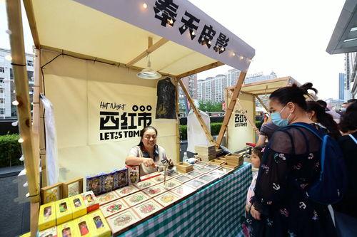海湖新区明星网红,明星网红闪耀都市夜生活