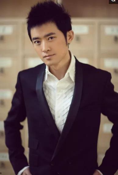 男明星网红主播,网红主播中的男明星风采